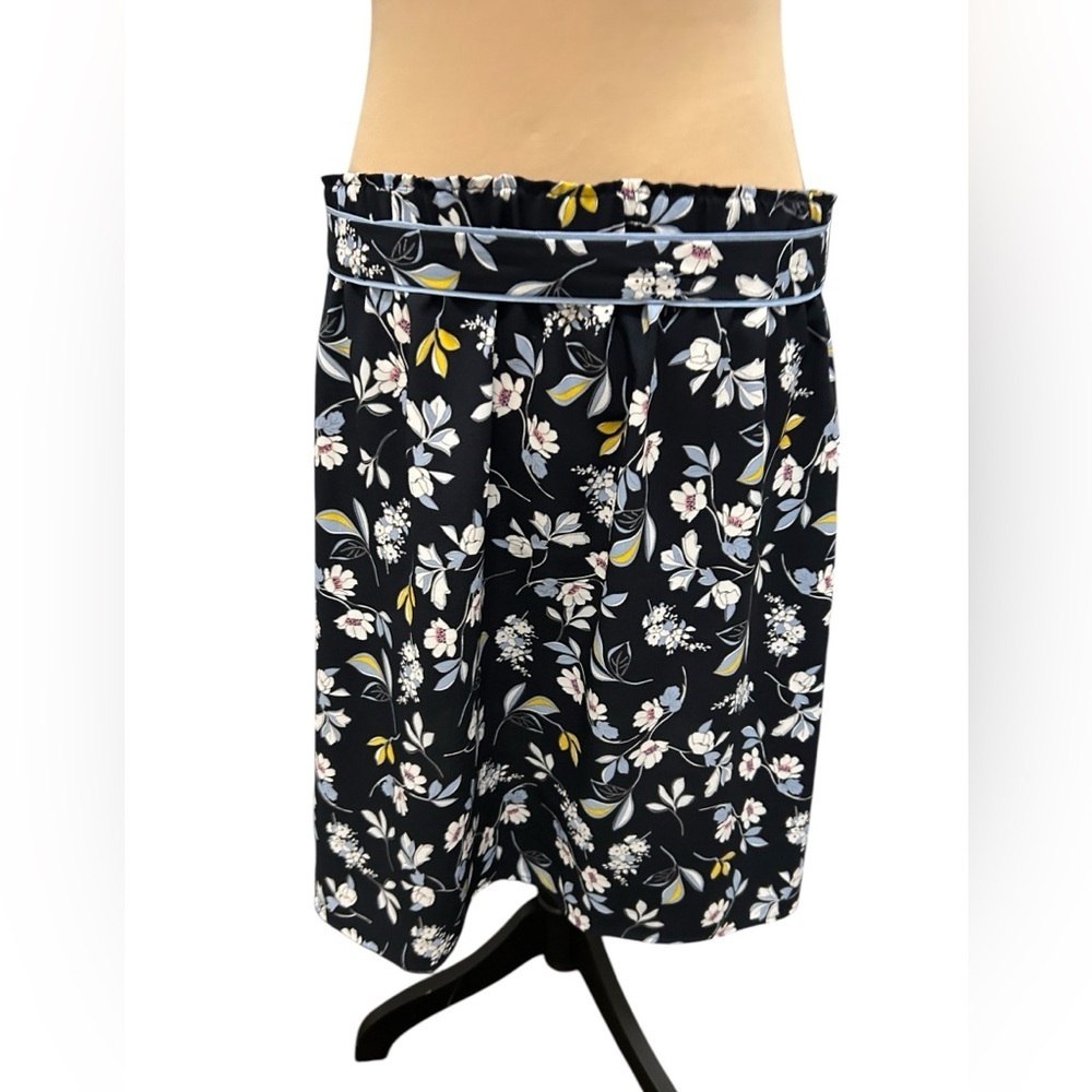 Loft Floral Mini Skirt Large Navy & White  Elastic Waist Pockets Tie Belt Detail - Picture 5 of 10